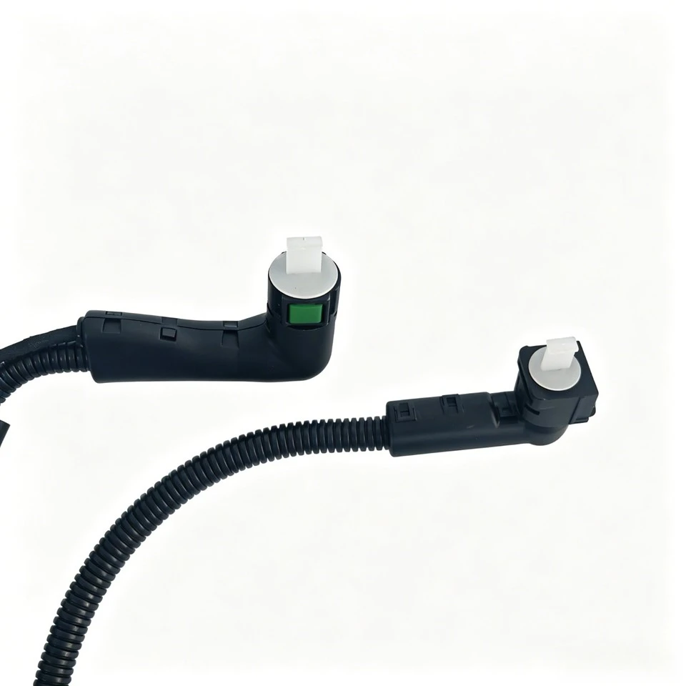 9074700100 OEM Standard Urea Heated Hose For 2021 Mercedes-Benz Diesel Exhaust Fluid Systems suppliers